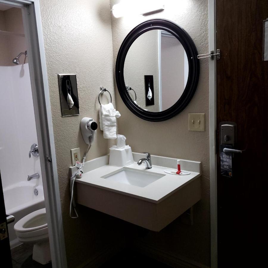 Super 8 By Wyndham Goodyear/Phoenix Area Экстерьер фото
